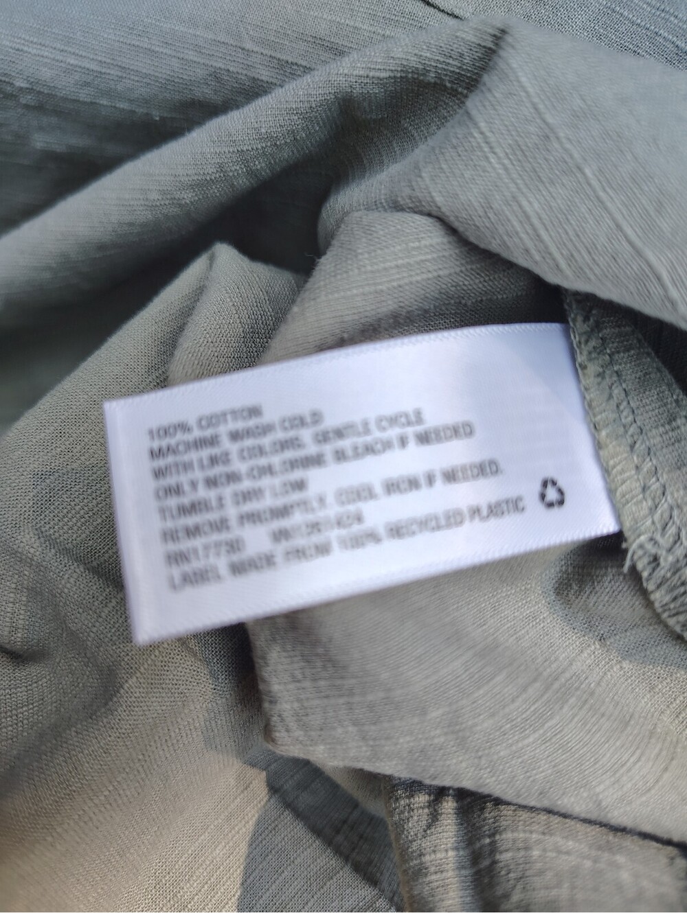 Universal Thread Top - Picture 7 of 8